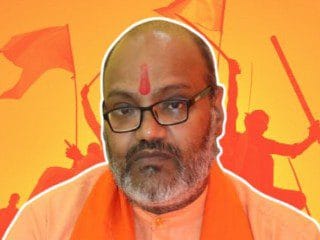 ইসলাম নিয়ে বিতর্কে ভারতের পুরোহিত